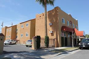 Holland Inn and Suites