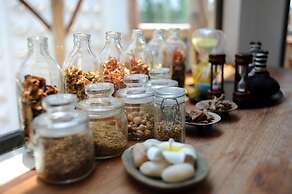 Chez Moi Suite and Spa