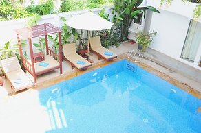 Chez Moi Suite and Spa