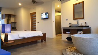 Chez Moi Suite and Spa