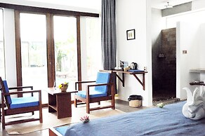 Chez Moi Suite and Spa