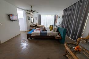 Chez Moi Suite and Spa