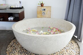 Chez Moi Suite and Spa