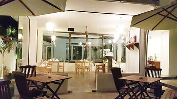 Chez Moi Suite and Spa