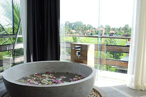 Chez Moi Suite and Spa