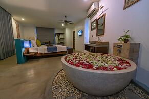 Chez Moi Suite and Spa