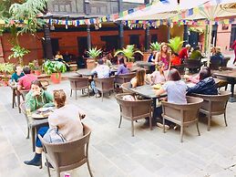 Dalai-La Boutique Hotel