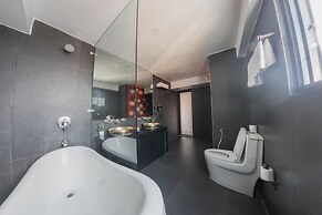 Dalai-La Boutique Hotel