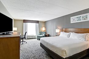 Holiday Inn Express & Suites Oshawa Downtown - Toronto Area by IHG