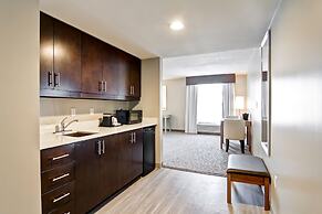 Holiday Inn Express & Suites Oshawa Downtown - Toronto Area by IHG