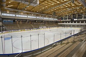 Buffalo Marriott at LECOM HARBORCENTER