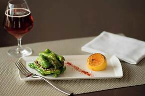 Buffalo Marriott at LECOM HARBORCENTER