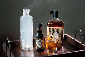 Buffalo Marriott at LECOM HARBORCENTER