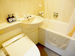 Shin-Osaka Youth Hostel