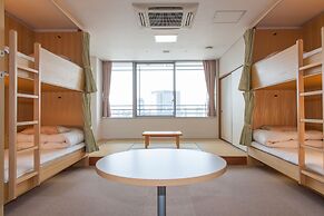 Shin-Osaka Youth Hostel