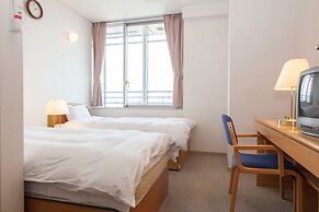 Shin-Osaka Youth Hostel