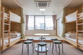 Shin-Osaka Youth Hostel