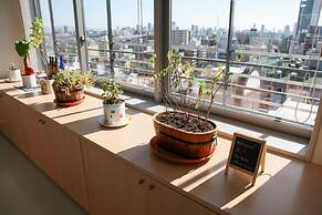 Shin-Osaka Youth Hostel