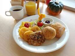 Shin-Osaka Youth Hostel