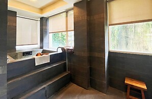 Hotel Tilun Dongpu Spa