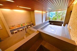 Hotel Tilun Dongpu Spa