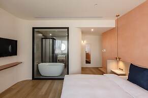 Hotel Ever Spring