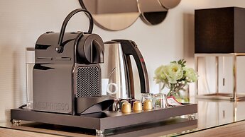 Refresh Boutique Apartments