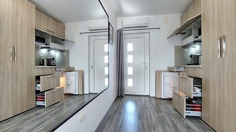 Refresh Boutique Apartments