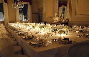 Leone Blu Suites | UNA Esperienze