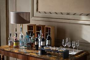 Leone Blu Suites | UNA Esperienze