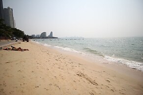 Naklua Pool Villa by PSR ASIA