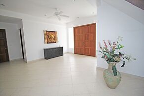 Naklua Pool Villa by PSR ASIA