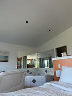 Elevate Rooms Armand Heights