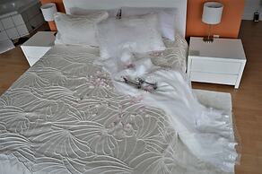 Elevate Rooms Armand Heights