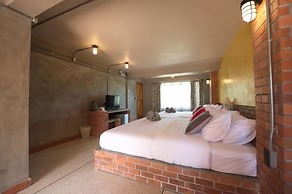 De Sea Almond Hotel Chumphon