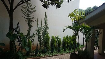 Hotel Riverview Westlands