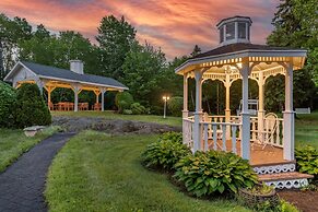 Danny’s Hotel Suites, SureStay Collection by Best Western