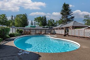 Danny’s Hotel Suites, SureStay Collection by Best Western