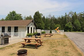 Sauble Beach Lodge