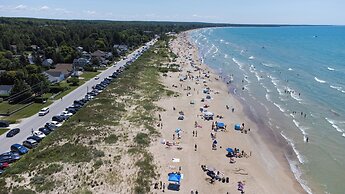 Sauble Beach Lodge