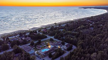 Sauble Beach Lodge