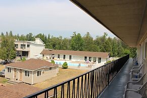 Sauble Beach Lodge