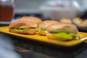 Manhattan Apart Hotel