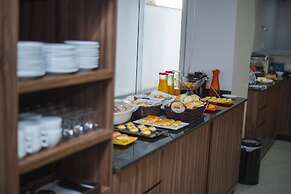 Manhattan Apart Hotel