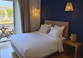 Hotel De La Mer