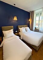Hotel De La Mer