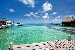 Mayan Princess Hotel