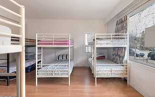 Kelowna Okanagan Lake Hostel