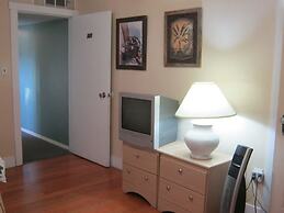 Kelowna Okanagan Lake Hostel