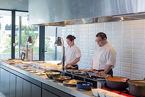 Sakura Terrace The Gallery